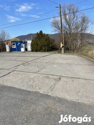 Benzinkút eladó