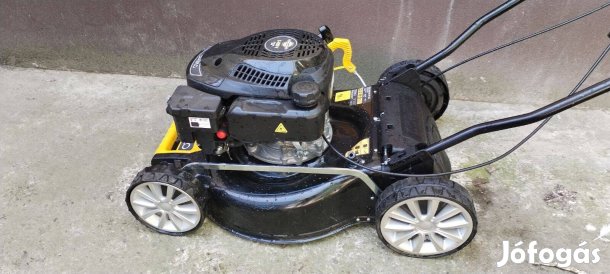 Benzinmotoros fűnyíró Stabilo ST 463  Fűgyűjtő kosár nélkül