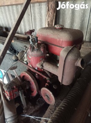 Benzinmotoros víz szivattyú (katonai tűzoltó szivattyú)