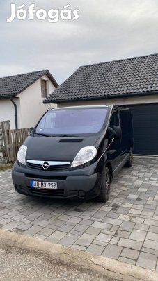 Bérelhető 8 személyes kisbusz