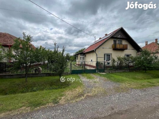 Berettyóújfalui 100 nm-es ház eladó