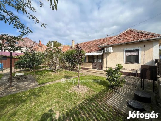Berettyóújfalui 106 nm-es ház eladó