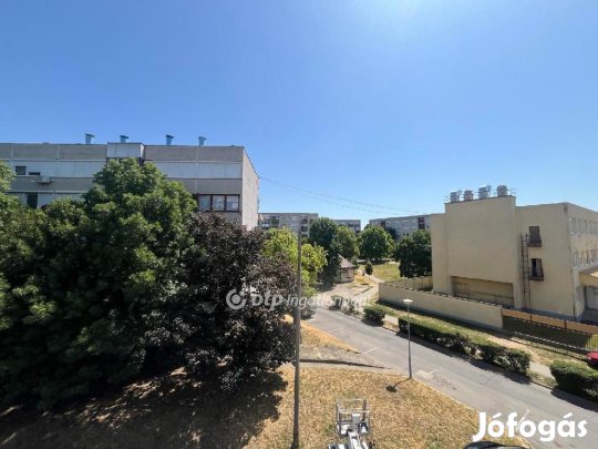 Berettyóújfalui 54 nm-es lakás eladó