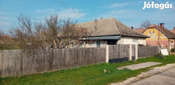 Berhidai eladó vegyesfalazatú családi ház