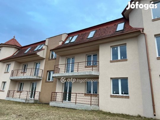 Berkenyei 1235 nm-es ház eladó