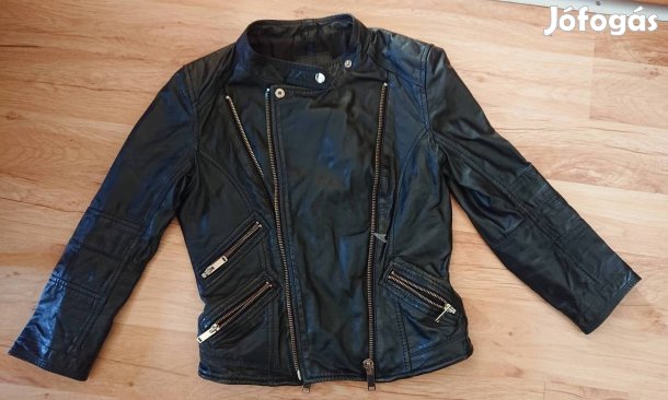 Bershka fekete valódi bőr kabát - S méret de mérve