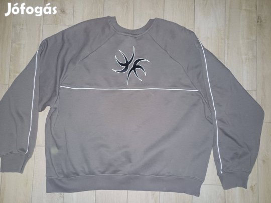 Bershka férfi XL-es, 42-es bő fazonú, szürke, mintás pulóver