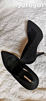 Bershka tűsarkú fekete csillogó női alkalmi cipő 40