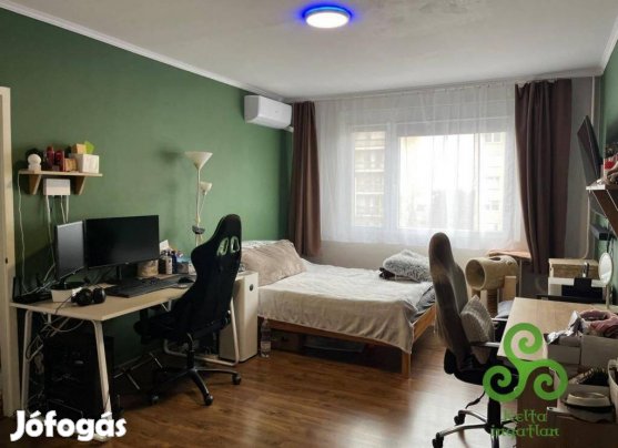 Bethlen utcán 2 szobás jó állapotú lakás eladó!