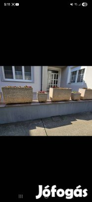 Beton virágládák eladók. 