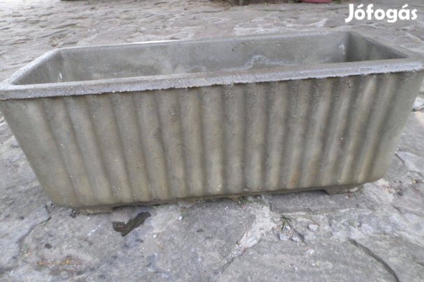 Beton virágtartó virágláda Új 60 cm
