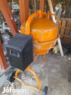 Betonkeverő gép 165literes elado.