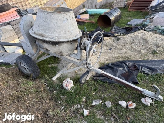 Betonkeverő normál árammal működik