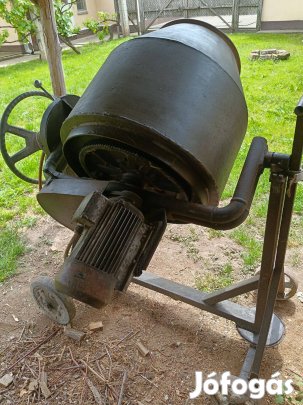 Betonkeverőgép (közepes)
