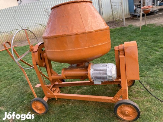 Betonkeverőhárom fázisú