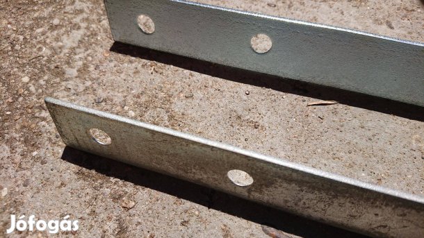 Betonozható földhorgony 2 db