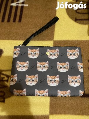 Betsey Johnson neszeszer