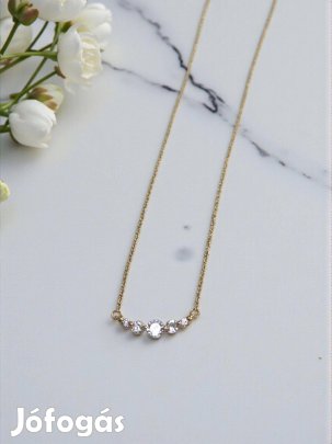 Betti rose gold színű köves xuping nyaklánc