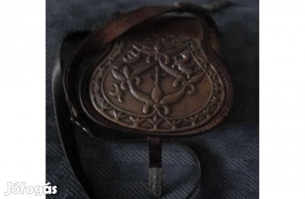 Bezdédi tarsolylemezes nagy válltáska jó állapotban eladó