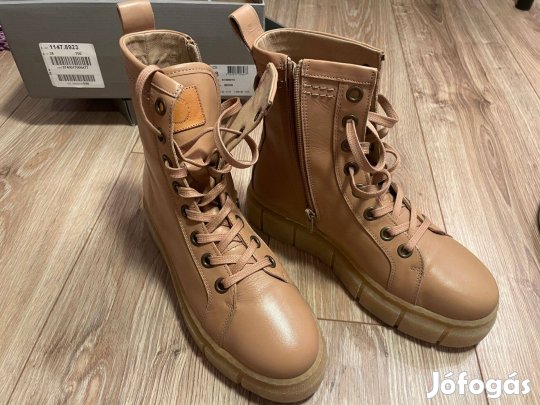Bézs női bőr bakancs, 38-as Új!