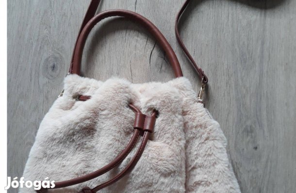 Bézs női szörme táska 30cm×30cm