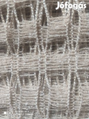 Bézs színű 4 db függöny 