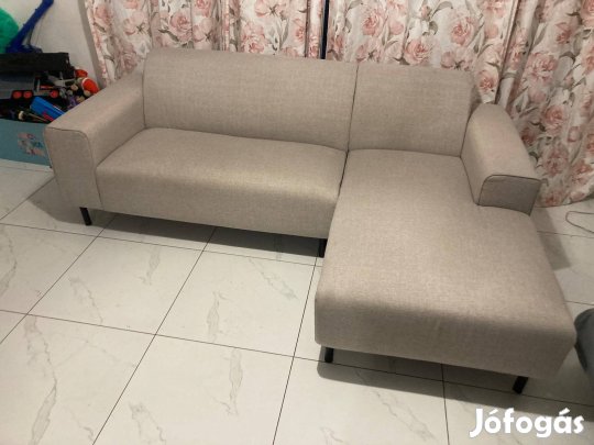 Bézs színű kanapém eladó