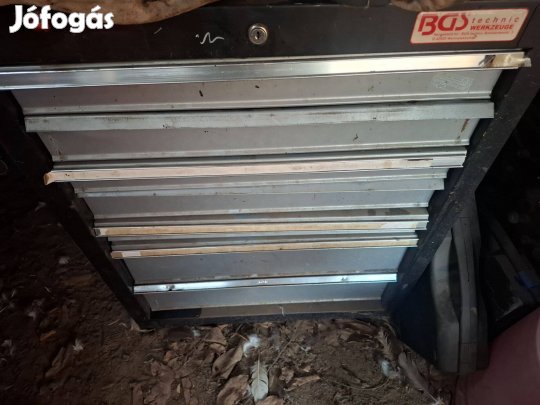 Bgs szerszámos kocsi