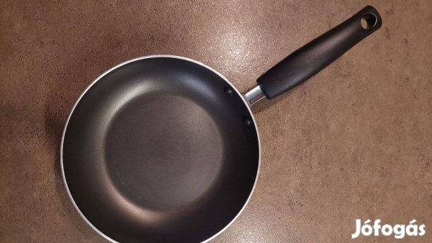 Bialetti serpenyő 20 cm