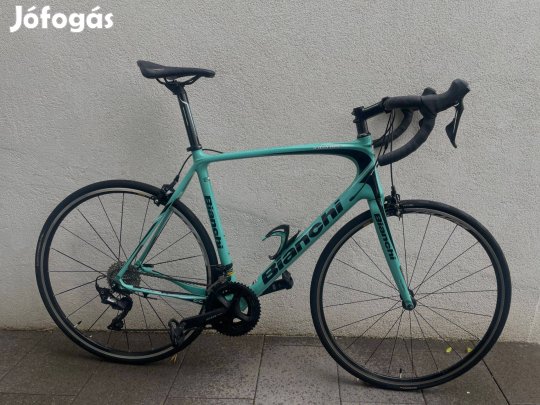 Bianchi Intenso 105 2x11, karbon váz 59 méret