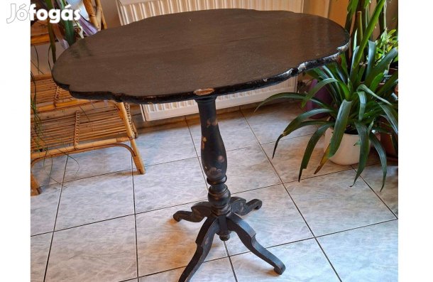 Biedermeier dohányzó asztal