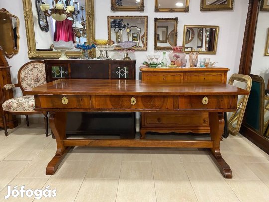 Biedermeier nagyméretű 3 fiókos íróasztal
