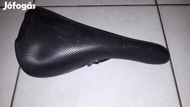 Bikefun nyereg, kerékpárülés