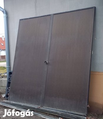 Billenő garázskapu 250cm ×250 cm