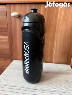 Biotechusa kulacs 750 ml fekete
