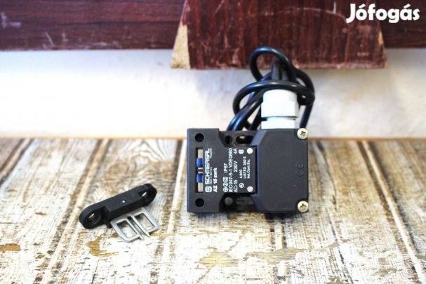 Biztonsági ajtókapcsoló reteszelő kapcsoló zár ajtózár Schmersal 6844