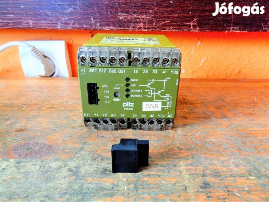Biztonsági relé 2 csatornás Pilz ( 6176 )