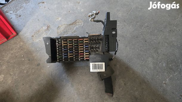 Biztosíték tábla A1695450540 eladó