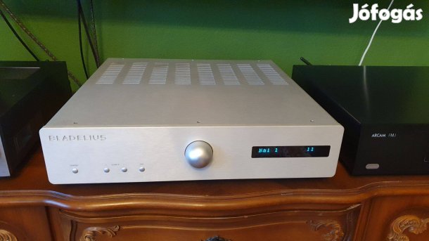 Bladelius Tyr Mkii Novitas