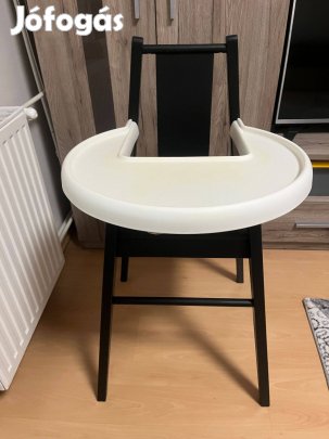 Blames Etetőszék műanyag tálcával, fekete, fa szék, biztonsági övvel