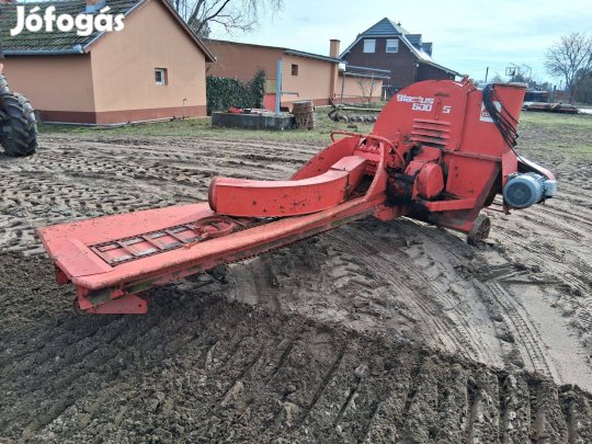 Blassius 900 S tip villanymotoros szecskázó gallydaráló