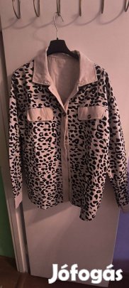 Blézereket kínálok kedvező áron