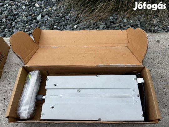 Blum alkatrészek, szervo drive hűtőhöz, 12V adapter stb féláron!!