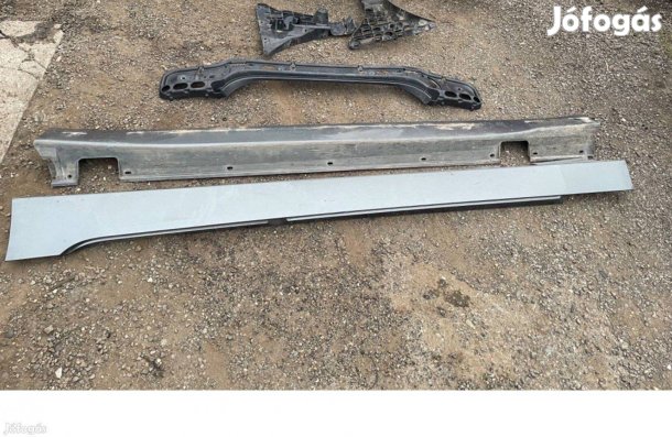 Bmw E60 jobbos balos küszöb spoiler egyben ahogy a képen