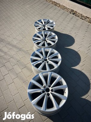 Bmw Style 642 18 collos felnigarnitura 5x112 G10 G11 G30 G31 G32