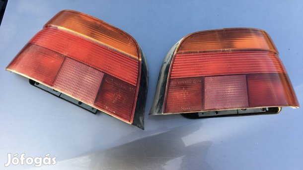 Bmw e39 Hella gyári hátsó lámpa pár égő foglalattal