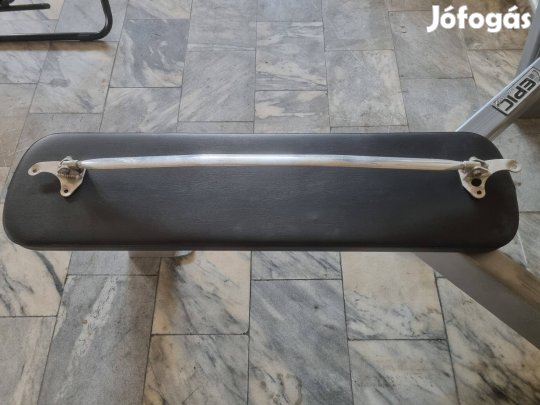 Bmw e39 toronymerevítő