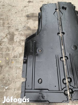 Bmw e60 e61 küszobök alatti burkolatok