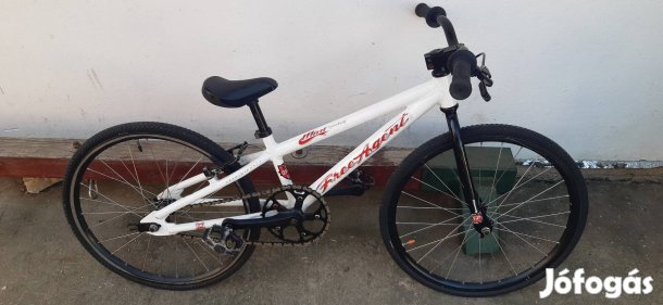 Bmx kerékpár gyerek eladó.