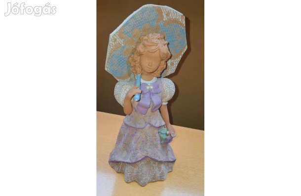 Bod Éva Kislány esernyővel terrakotta szobor